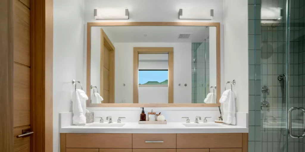 Elegant Bathroom Lighting Ideas for a Sophisticated Look Elegant Bathroom Lighting Ideas for a Sophisticated Look