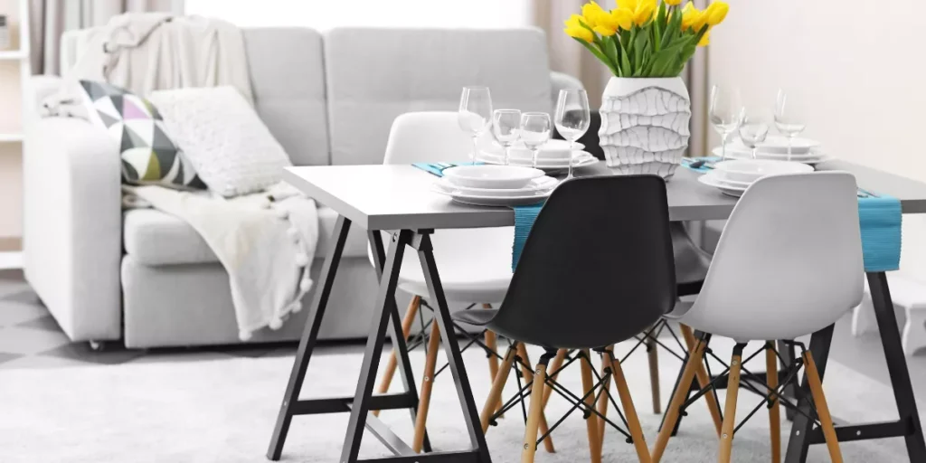 How Can You Make a Small Dining Space Feel Bigger? How Can You Make a Small Dining Space Feel Bigger?