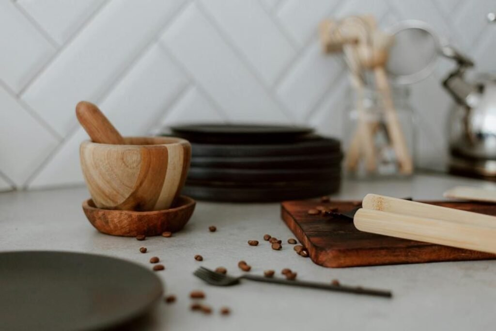 What Are the Best Countertop Accessories for a Chic Kitchen? What Are the Best Countertop Accessories for a Chic Kitchen?