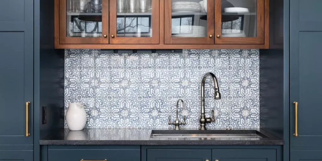 How Do You Choose the Right Backsplash for Your Kitchen? How Do You Choose the Right Backsplash for Your Kitchen?